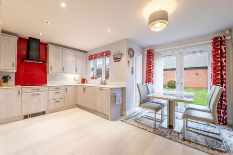 4 bedroom detached house for sale, Peter Laslett Close, Loughborough LE11