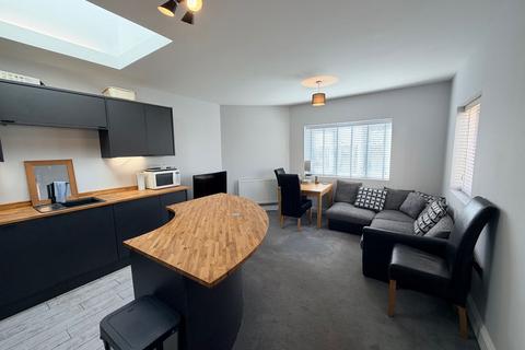 2 bedroom flat for sale, Madeira Road, Margate, CT9