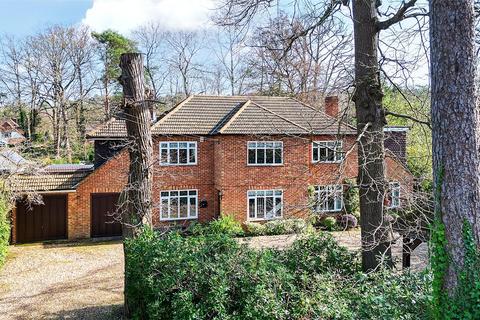 4 bedroom detached house for sale, Vale Road, Guildford GU12