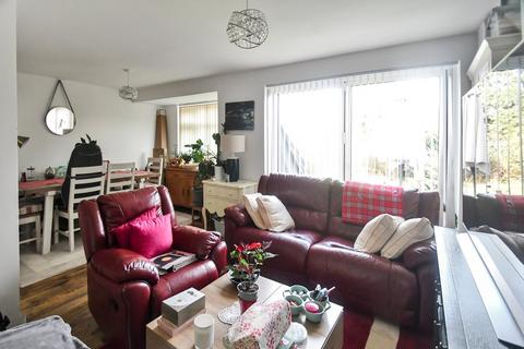 4 bedroom semi-detached house for sale, Holmoaks, Rainham, Gillingham, ME8