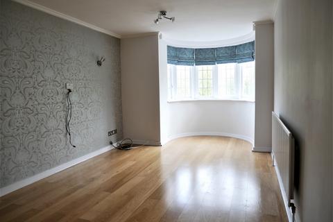 undefined, Lower Boston Road, London W7
