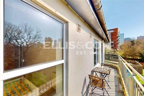2 bedroom apartment to rent, Brook Avenue, Wembley Park, HA9