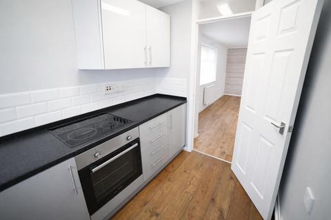 3 bedroom semi-detached bungalow for sale, Moulton Place, Newcastle Upon Tyne, NE5
