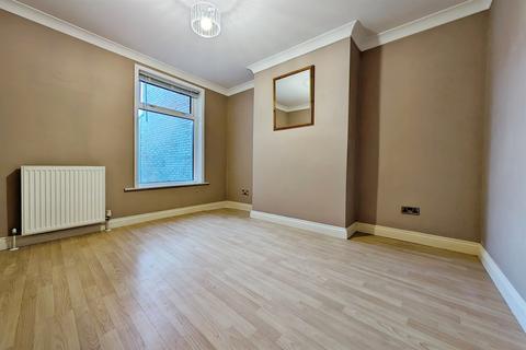 undefined, Southampton SO15