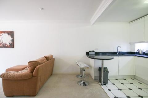 undefined, Montague Close, Wokingham, RG40