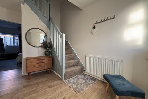 3 bedroom terraced house for sale, Gilthwaites Lane, Denby Dale HD8 8SG