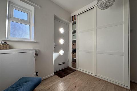 3 bedroom terraced house for sale, Gilthwaites Lane, Denby Dale HD8 8SG