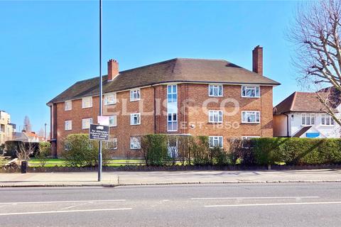 2 bedroom apartment to rent, Carlyon Mansions, Ealing Road, Wembley, HA0