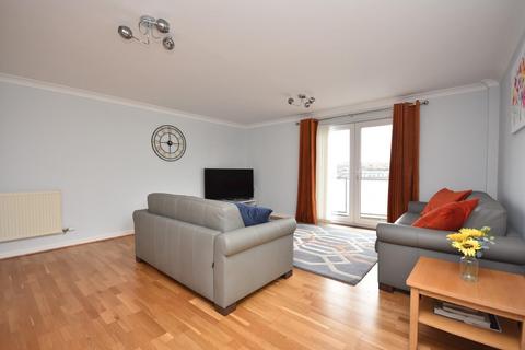 3 bedroom apartment for sale, 9 Glan Y Mor, Y Rhodfa, Barry, CF63 4BB