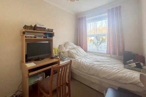 2 bedroom flat for sale, Upper Queens Road, Ashford TN24 8HG