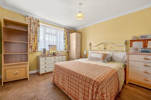 undefined, Cranswick Road, London