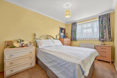 undefined, Cranswick Road, London