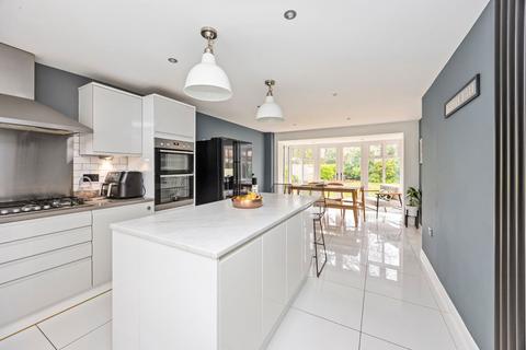 undefined, Wells Croft, Broadbridge Heath, RH12