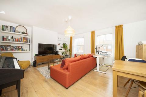 2 bedroom flat to rent, Essex Road, London N1