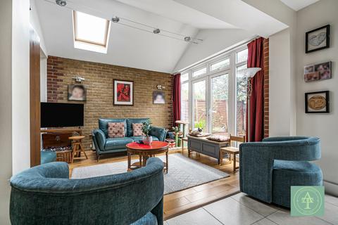 undefined, Winchmore Hill Road, Winchmore Hill, London, N21