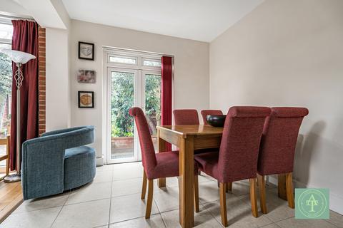 undefined, Winchmore Hill Road, Winchmore Hill, London, N21