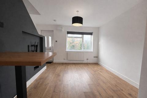 undefined, 1 Bedroom House To Let - HP12