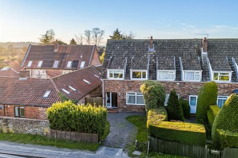 3 bedroom end of terrace house for sale, Wroxham Road, Rackheath, Norwich