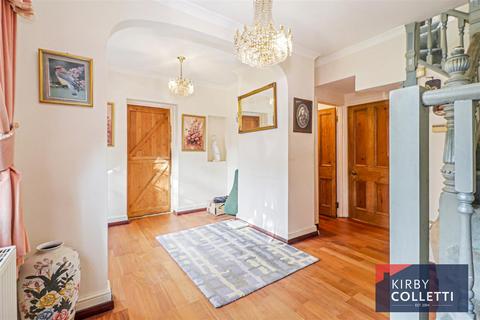 4 bedroom semi-detached bungalow for sale, Goose Green, Hoddesdon