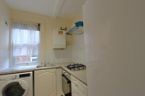 2 bedroom flat to rent, Bowes Road, London, N11