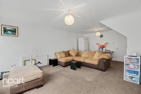 undefined, Wickhay, Basildon