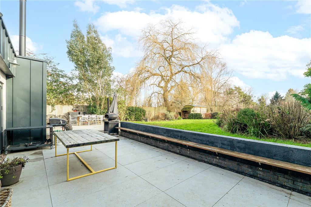 Terrace &amp; Garden