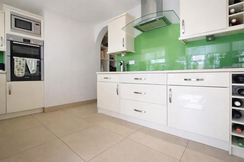 Kitchen A.jpg