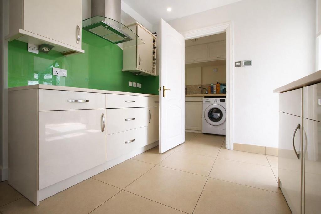 Kitchen to Utility.jpg