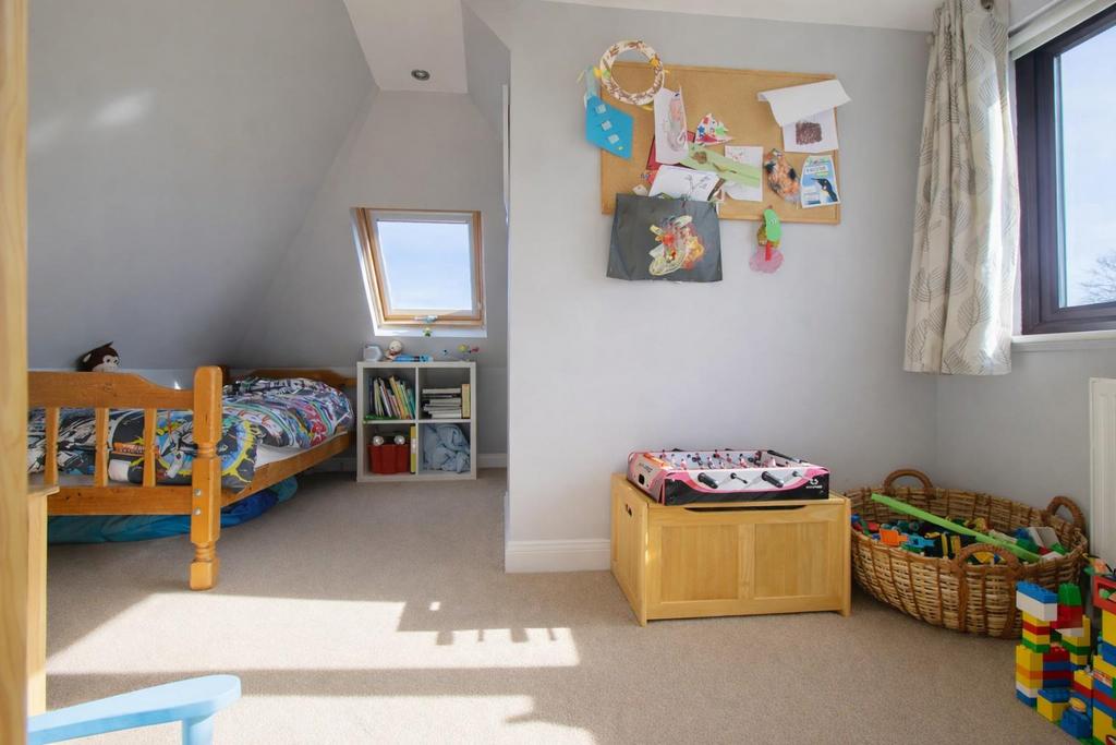 Bedroom 4.jpg