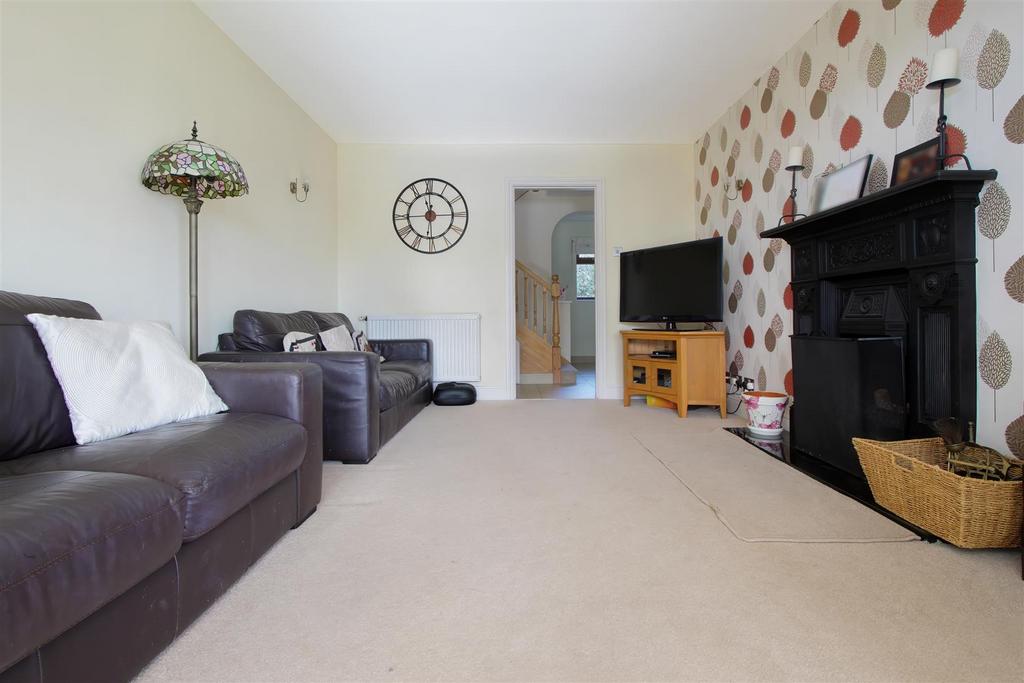 Living Room.jpg