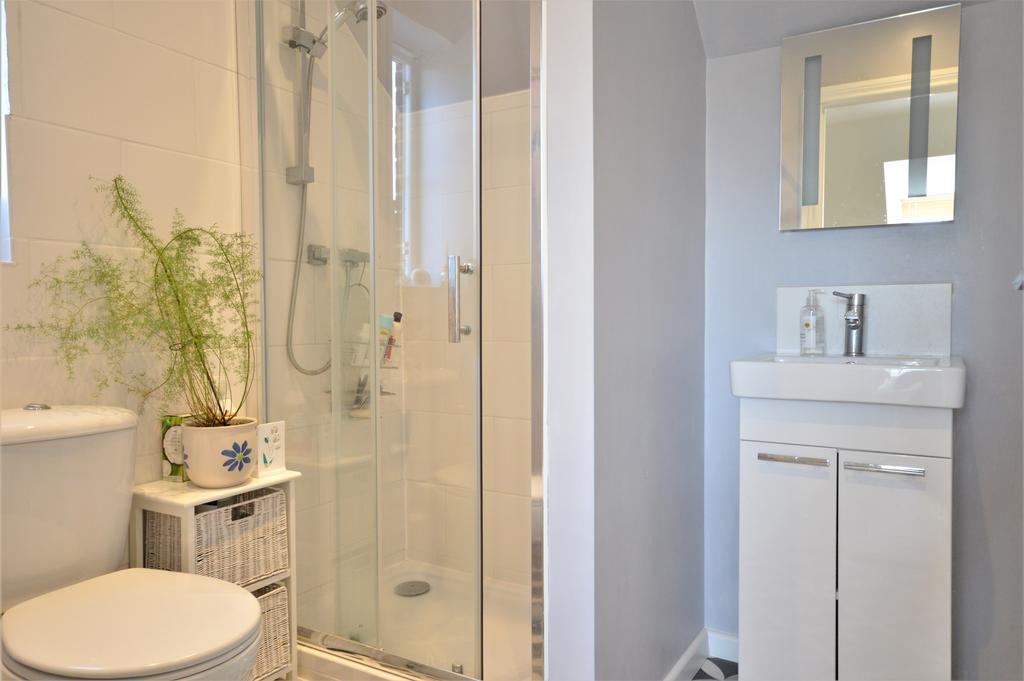 Top Floor En Suite