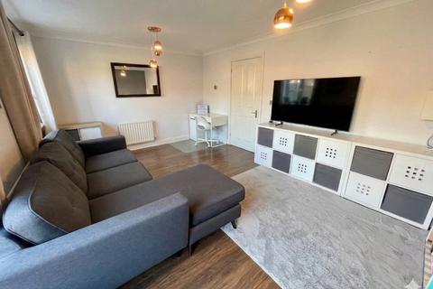 3 bedroom terraced house for sale, Primrose Close, Luton, Bedfordshire, LU3 1EY