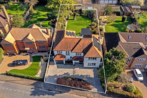 4 bedroom detached house for sale, Sunderland Avenue, St. Albans