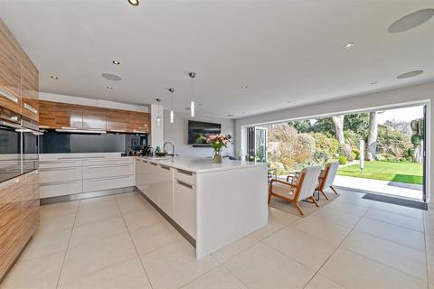 undefined, Sunderland Avenue, St. Albans