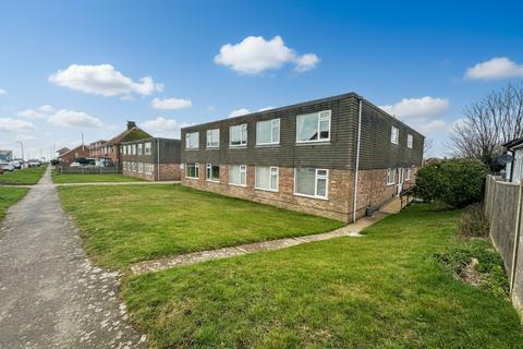 2 bedroom flat for sale, Greenacres, Central Avenue, Telscombe Cliffs, BN10 7LY