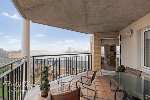 2 bedroom apartment for sale, Bartholomew Court, Newport Avenue, London, E14