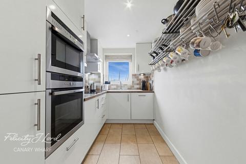 2 bedroom apartment for sale, Bartholomew Court, Newport Avenue, London, E14