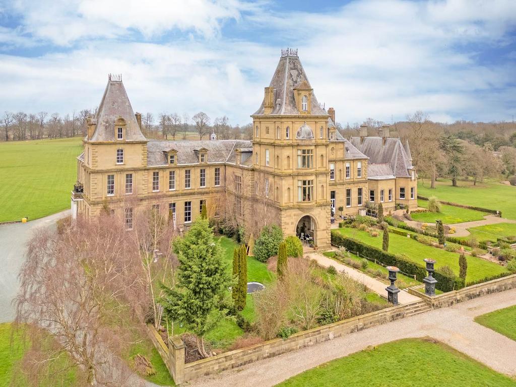 Wynnstay Hall Estate