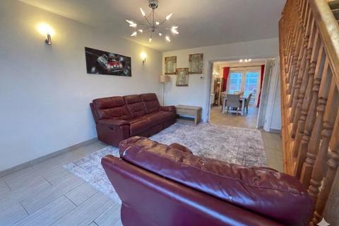 undefined, Warden Hill Road, Luton, Bedfordshire, LU2 7AF