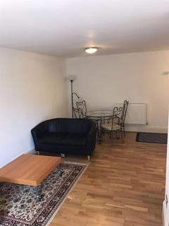 2 bedroom flat to rent, Princess Park Manor, Royal Drive, Friern Barnet