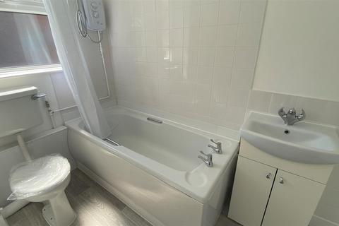 1 bedroom flat to rent, Garland Way, Birmingham B31