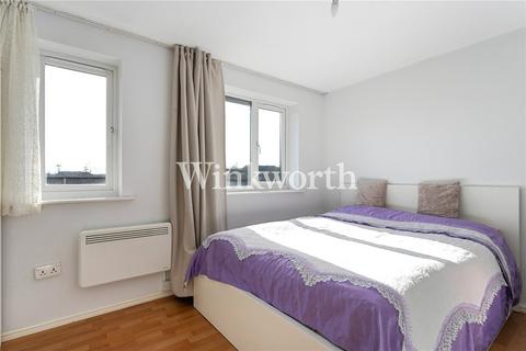 1 bedroom apartment for sale, Bream Close, London, N17