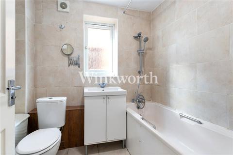 1 bedroom apartment for sale, Bream Close, London, N17