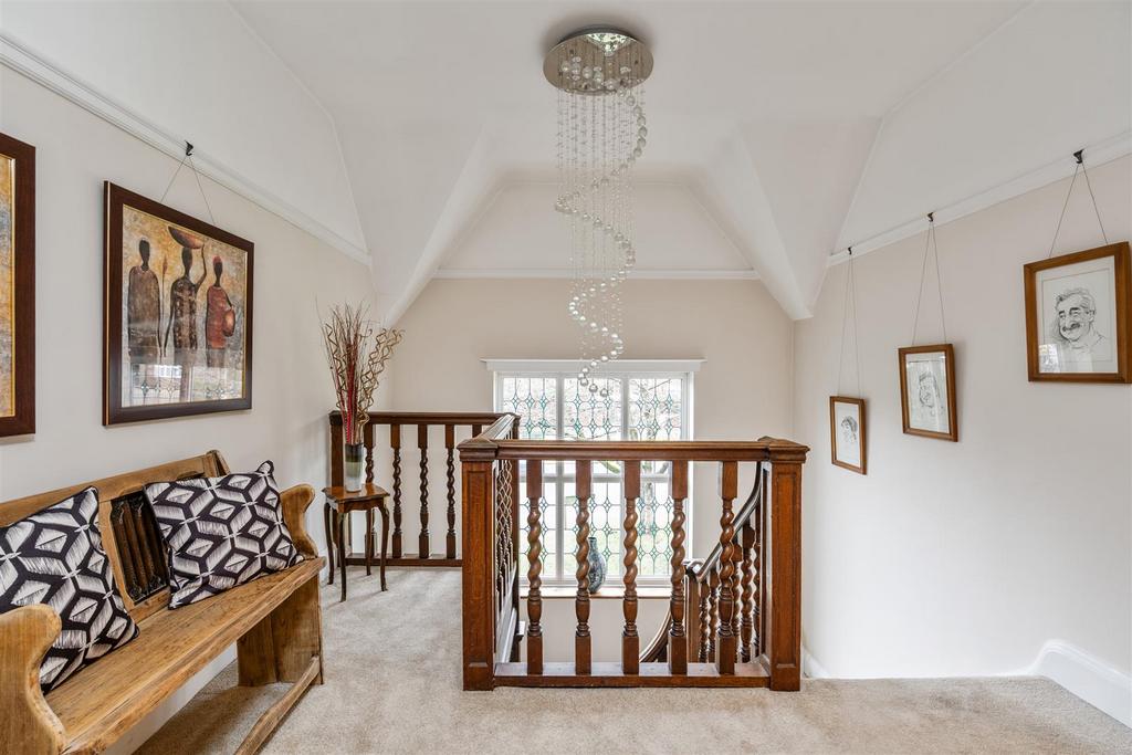 34 Hampton Lane 34.jpg