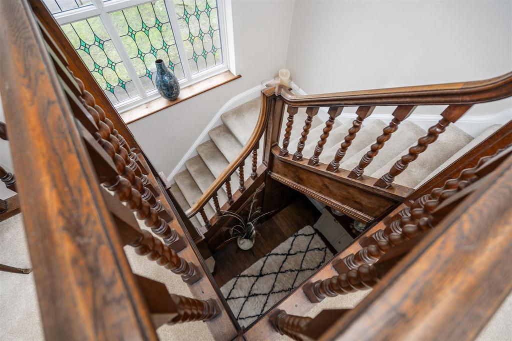 34 Hampton Lane 39.jpg