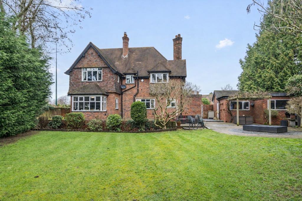 34 Hampton Lane 13.jpg