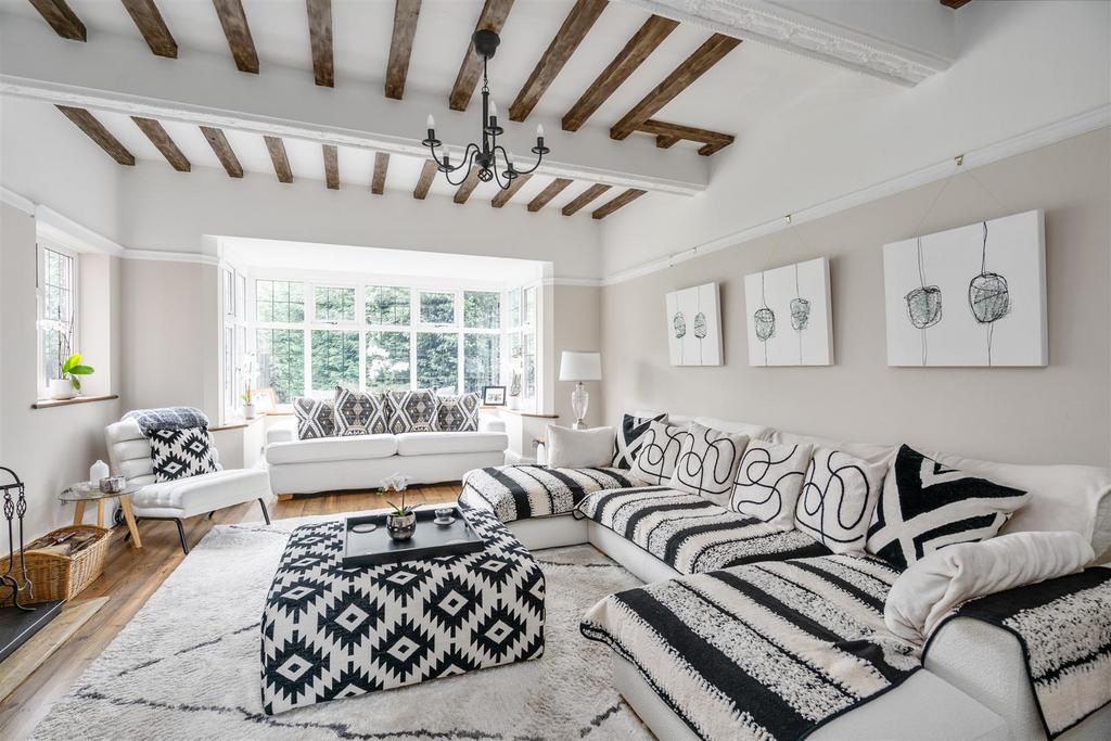 34 Hampton Lane 18.jpg