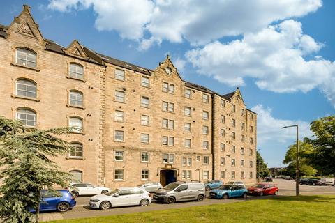 undefined, 17/12 Johns Place, Edinburgh, EH6 7EN