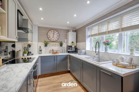 2 bedroom flat for sale, Evesham Road, New Coppice Court, B97