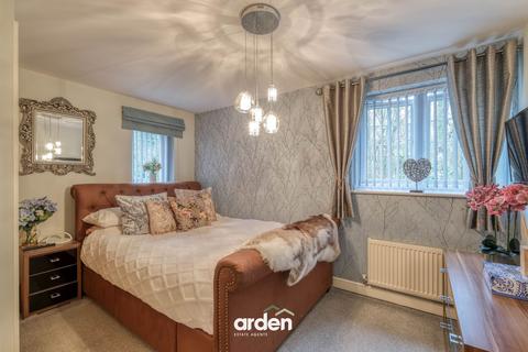 2 bedroom flat for sale, Evesham Road, New Coppice Court, B97